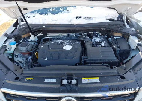 2021 Volkswagen Tiguan 2.0T Se/2.0T Se R-Line Black/2.0T Sel z USA, uszkodzony, nr VIN 3VV3B7AX6MM074507